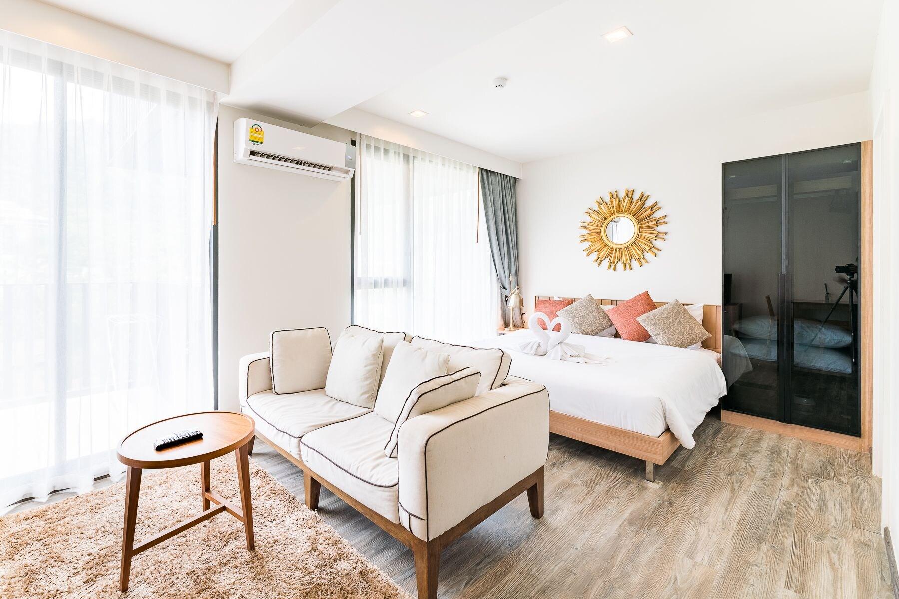 The Deck Condo Patong By Vip Exterior photo