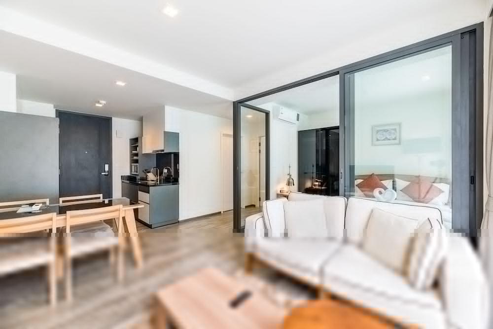 The Deck Condo Patong By Vip Exterior photo