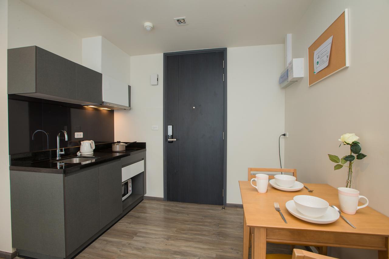 The Deck Condo Patong By Vip Exterior photo